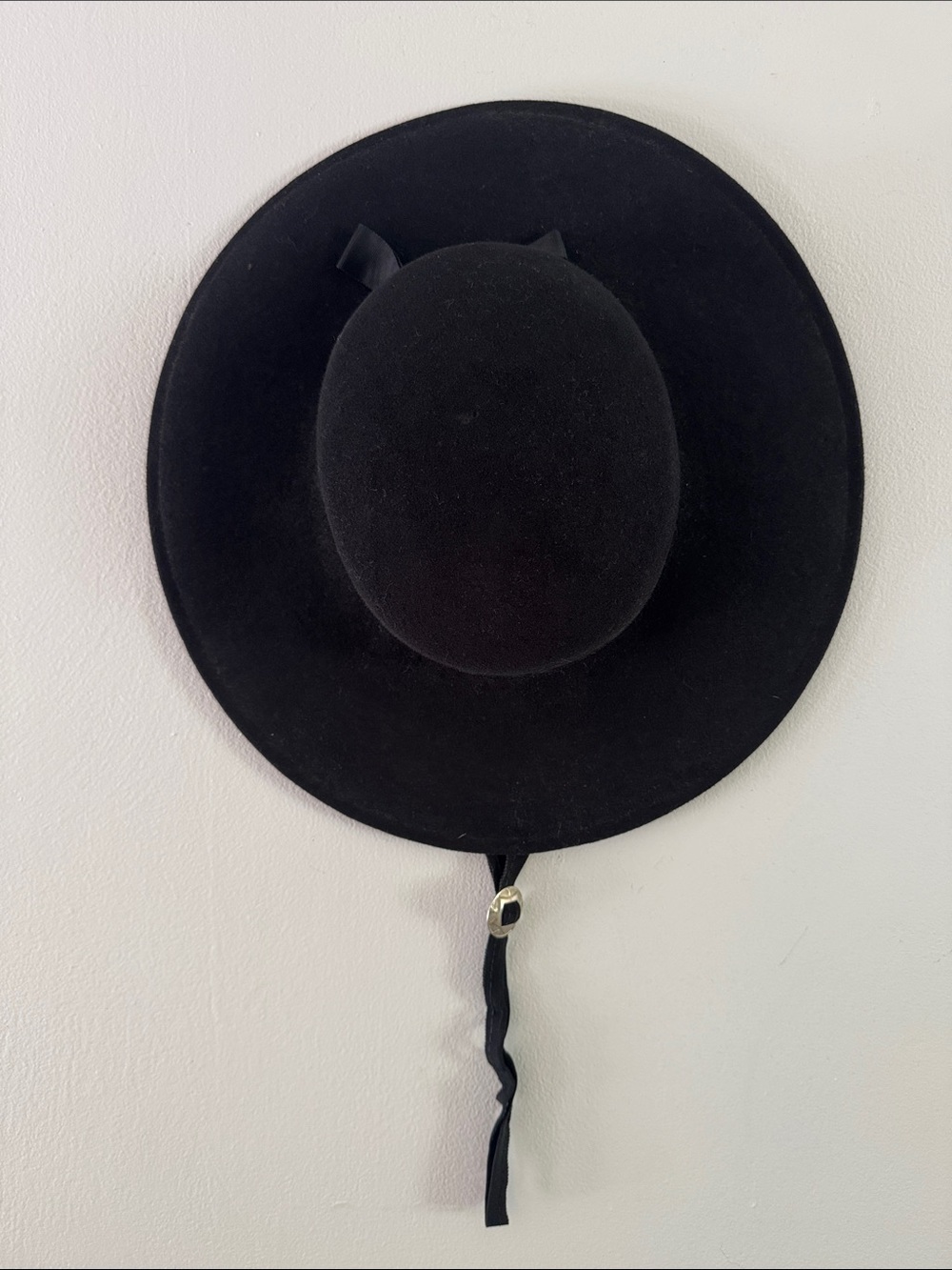 Sonni San Francisco Women's Black Wide-Brim Wool Hat with Adjustable Chin Strap
